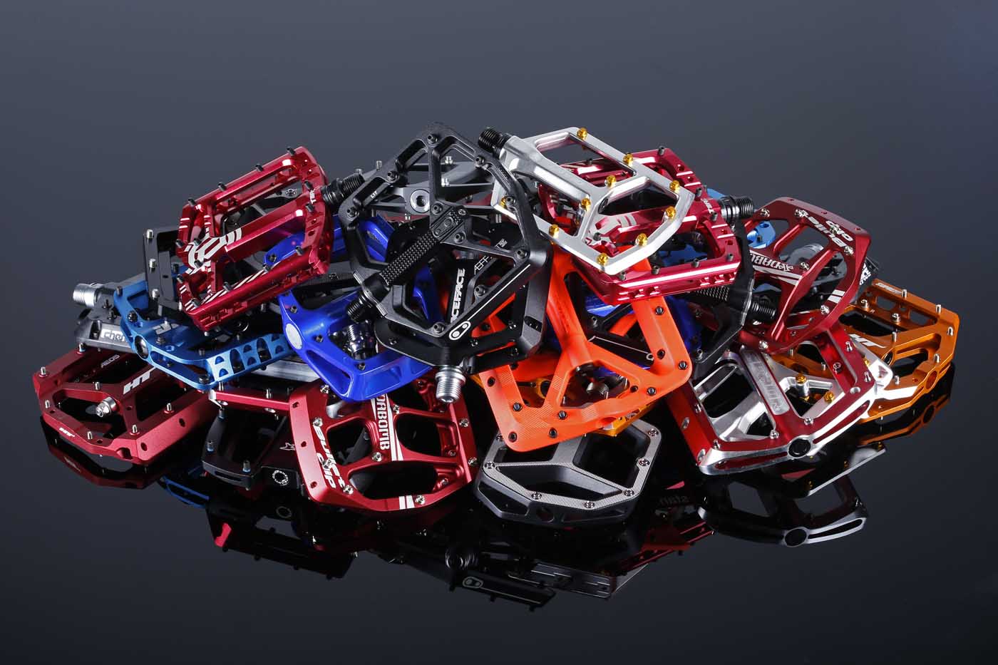 the best flat pedals