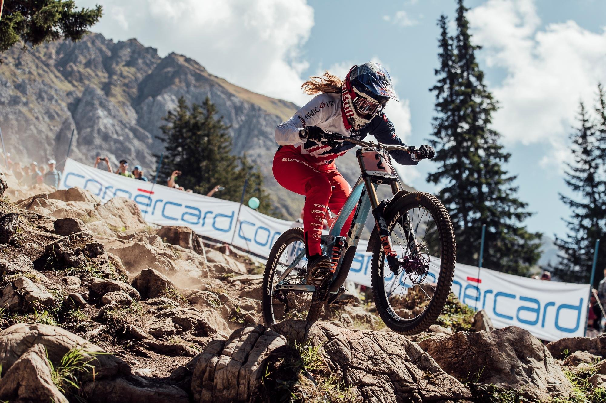 rachel atherton downhill