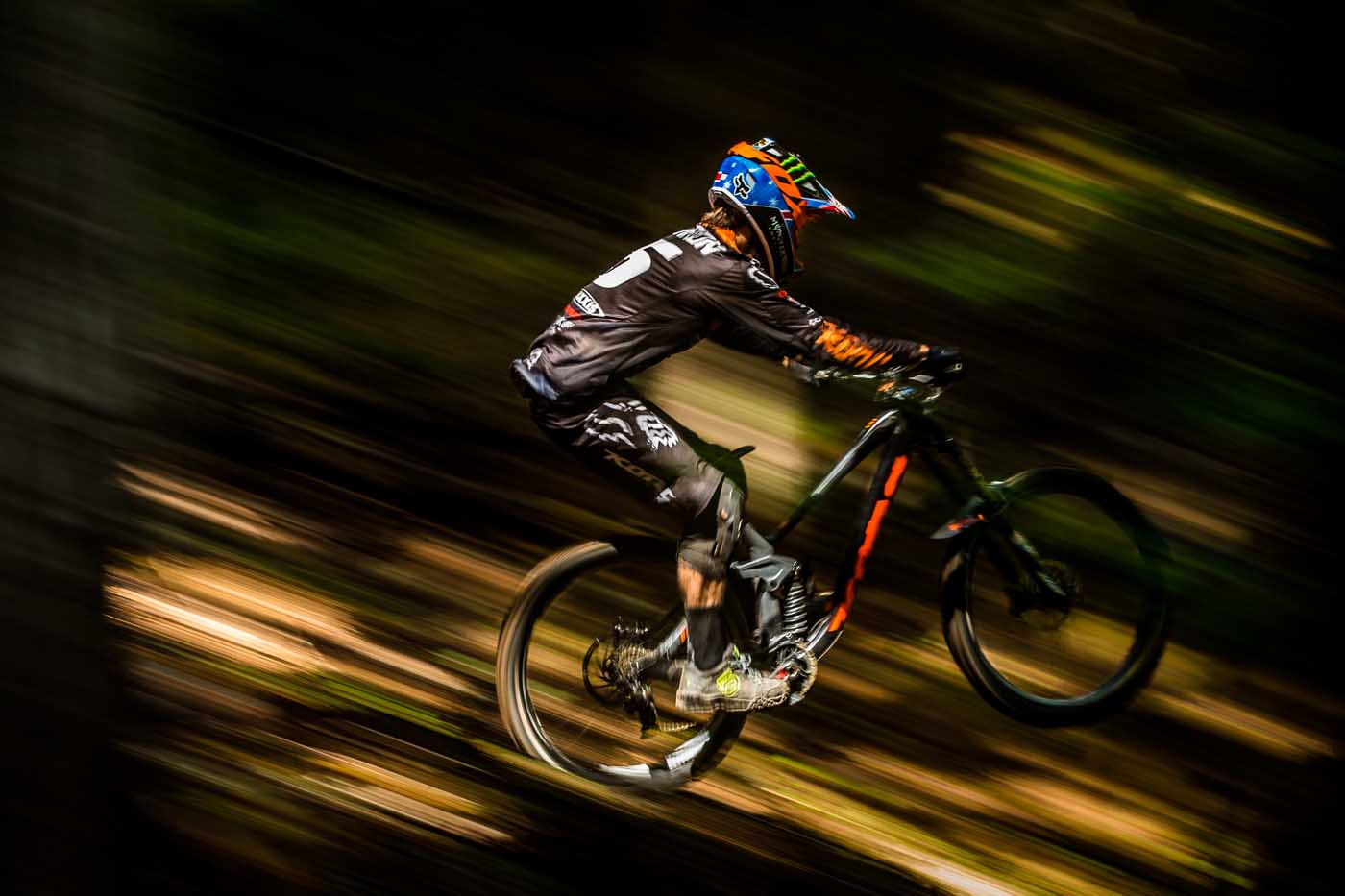 Behind the scenes of Connor Fearon’s section in Gamble! - [R]evolution MTB