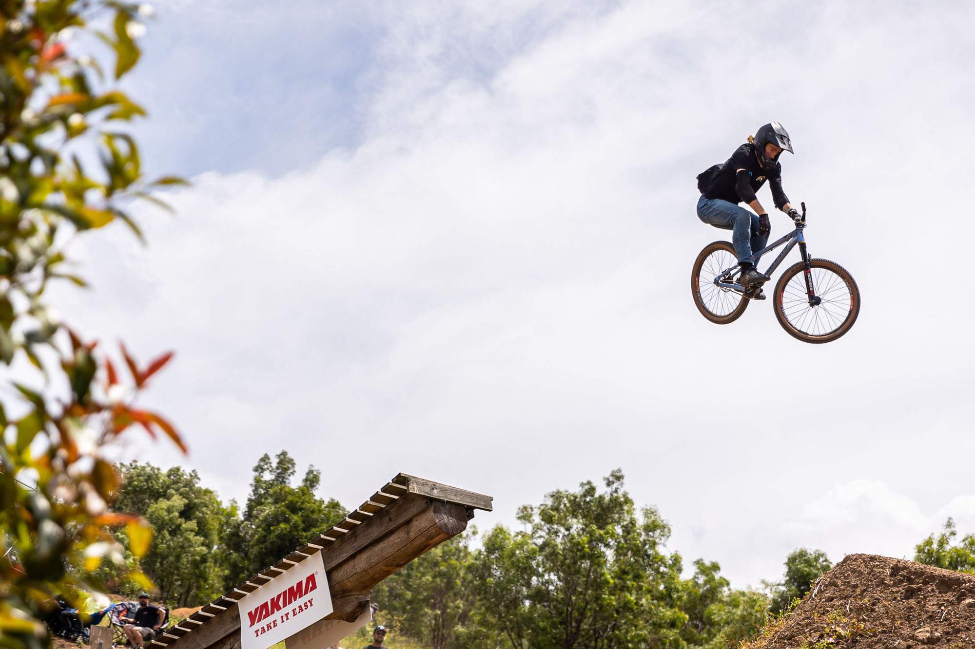 Ted Oakley // CHASING THE MIRAGE - [R]evolution MTB