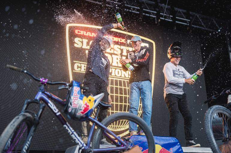 Emil Johansson, David Godziek, Max Fredriksson - [R]evolution MTB